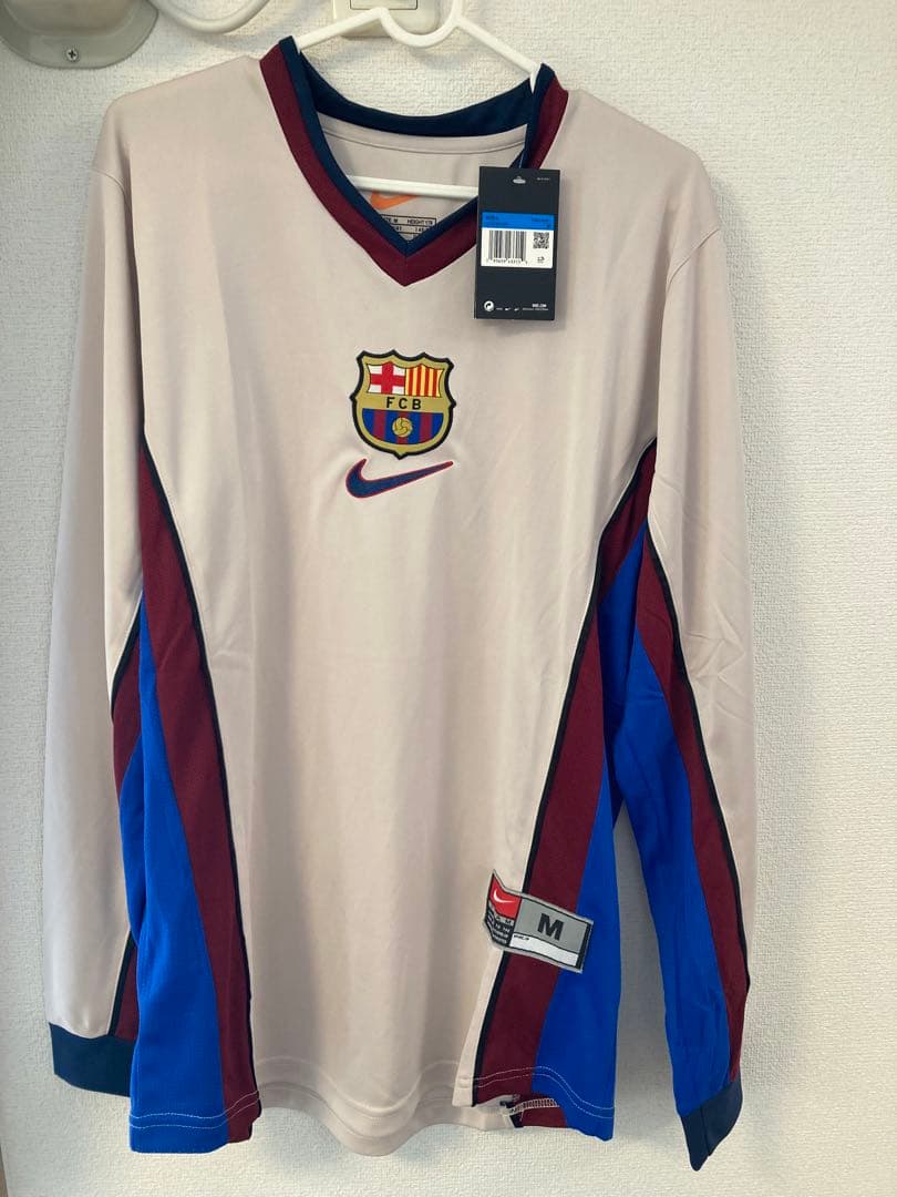 NIKE 98/99 FCバルセロナ アウェイ 長袖ユニフォーム 復刻品 M NIKE FCバルセロナ 06/07 ユニフォーム アウェイ 長袖 178746 818 代表
