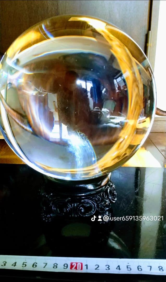 超綺麗&超豪華.巨大.龍入り水晶玉の置物.直径15センチ位..最高級台座