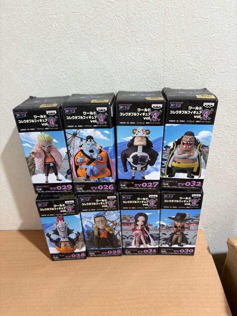 ワンピース ワールドコレクタブルフィギュア vol.4 全8種 王下七武海 Amazon.co.jp: ワンピース ワールドコレクタブルフィギュア ONE PIECE