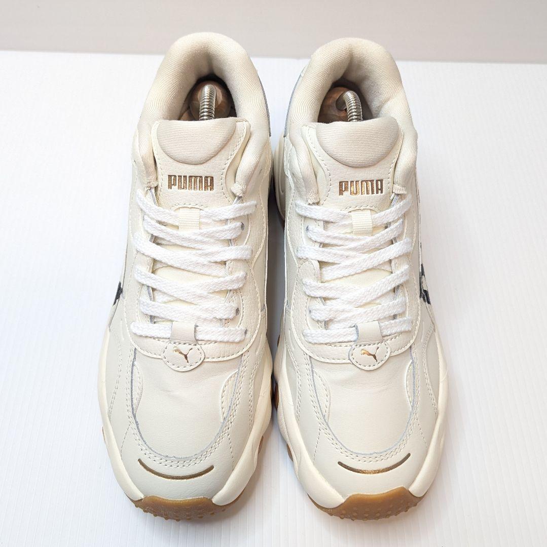 美品 PUMA プーマ パルサーウェッジ 24.5cm 厚底スニーカー オフ白