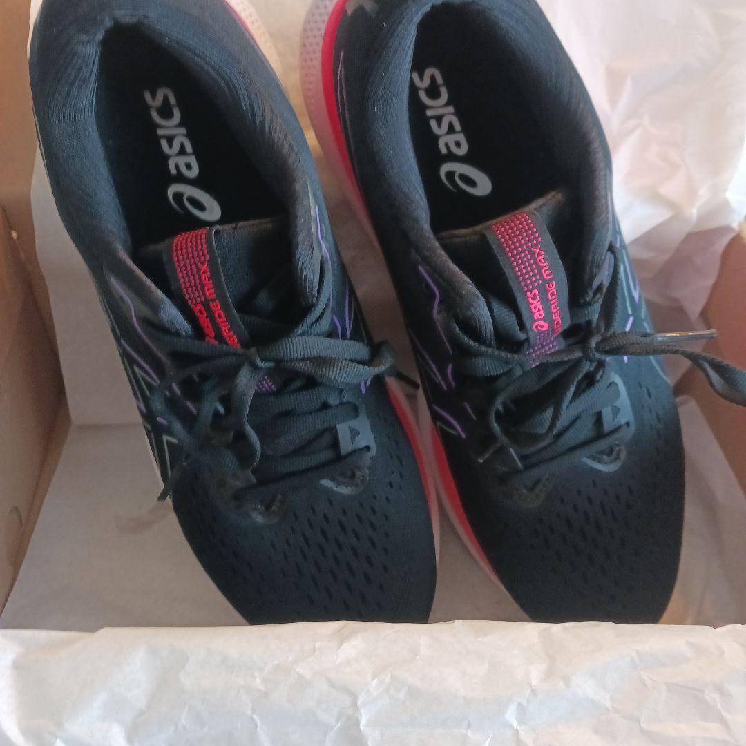 asics GLIDERIDE MAX ブラック/フラッシュレッド 26.5cm