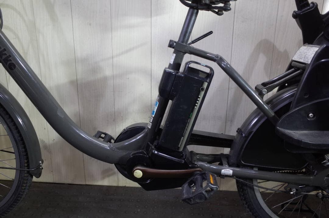 ブリヂストンbikke MOB dd BM0B48 24-22型 9.6AH