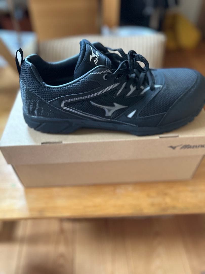 Mizuno オールマイティ VS 安全靴 26.0cm ブラック/シルバー
