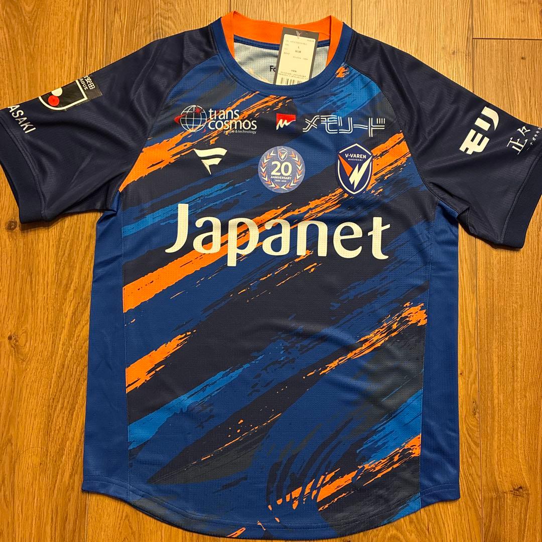 【新品未使用】V・ファーレン長崎 マテウス・ジェズス サイン入りユニフォーム 平和記念ユニフォームが届いたのでマテウスさんにサイン✍️いただき