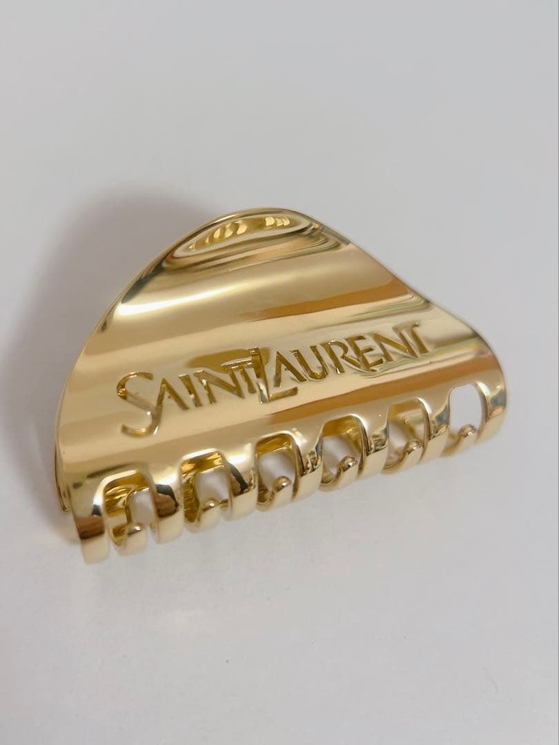 サンローランSAINT LAURENT ヘアークリップ 髪留め 未使用品 - メルカリ