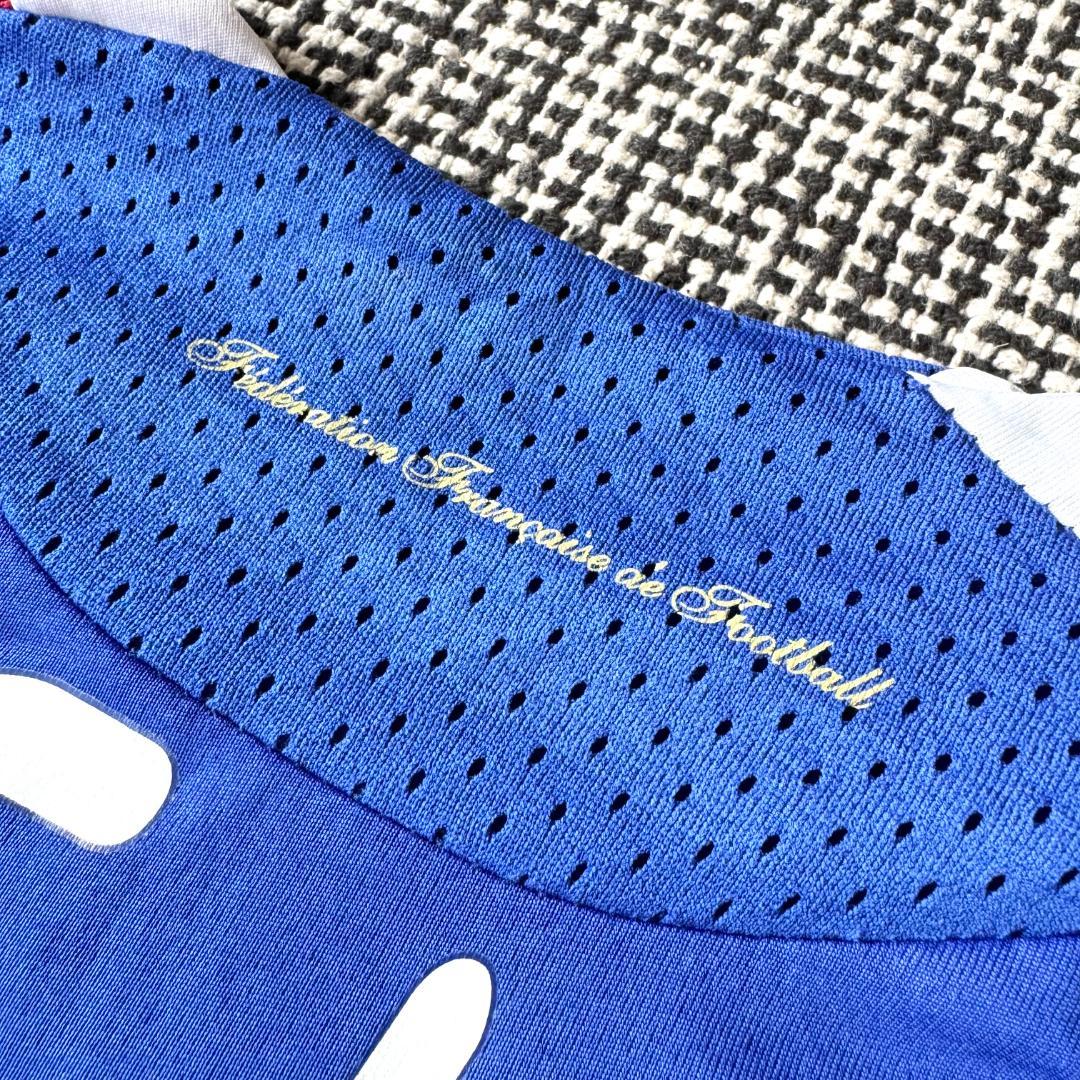 EURO2008パッチ】ニコラ・アネルカ ＃39 フランス代表（H） - メルカリ