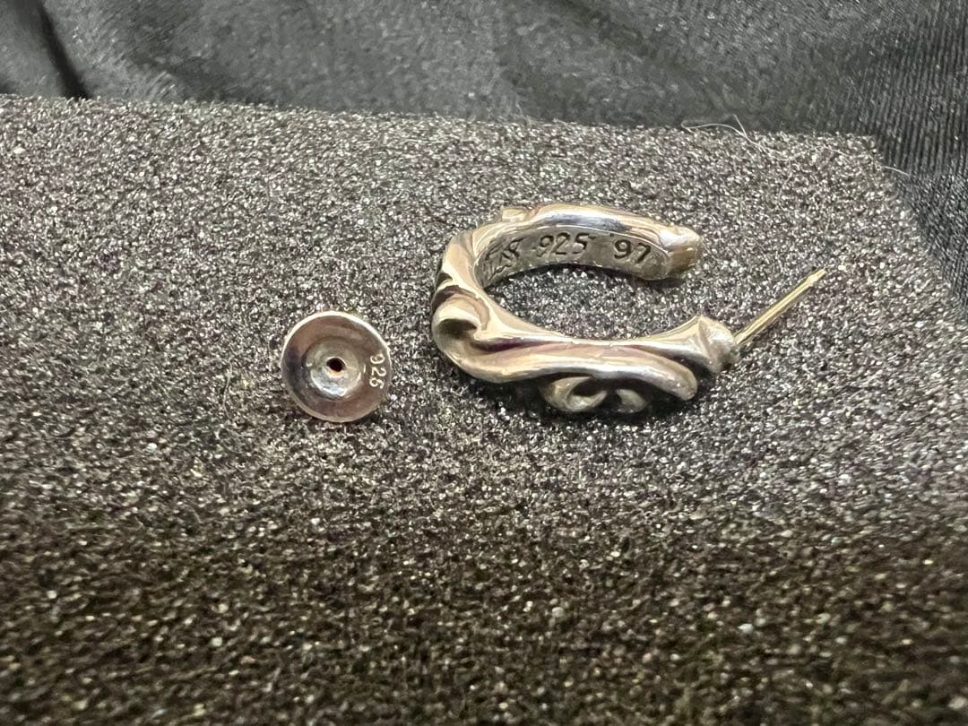 クロムハーツ スクロールピアスChrome Hearts HOOP SCROLL クロムハーツスクロールフープイヤリング（ピアス）|クロムハーツ通販