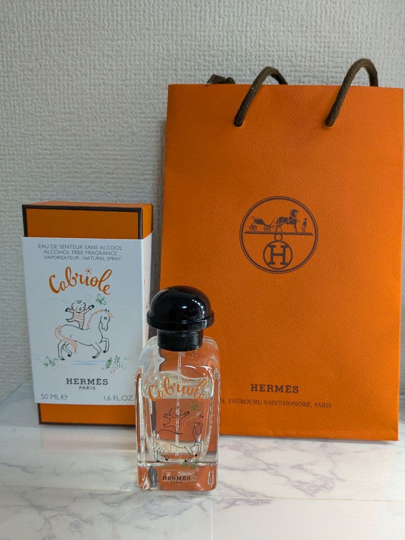 HERMES Cabriole 香水 Cabriole Eau de senteur - 1.69 fl.oz | Hermès USA