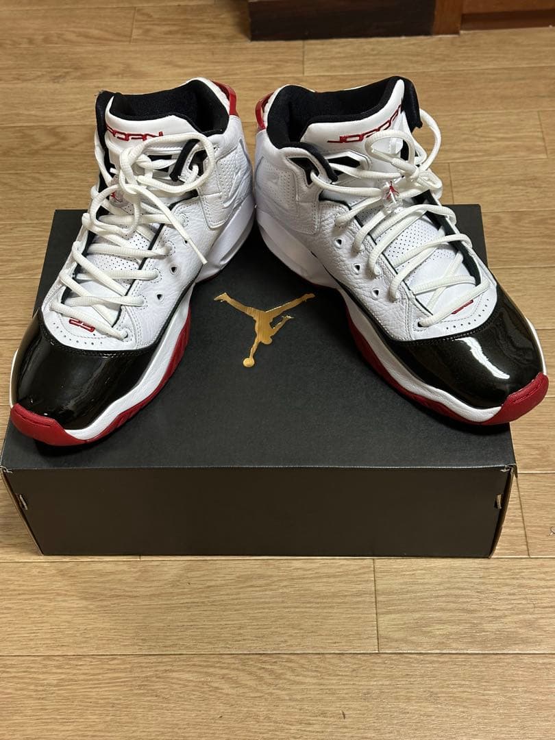 未使用ナイキ NIKE 27.5cm AirJordan B'LOYAL