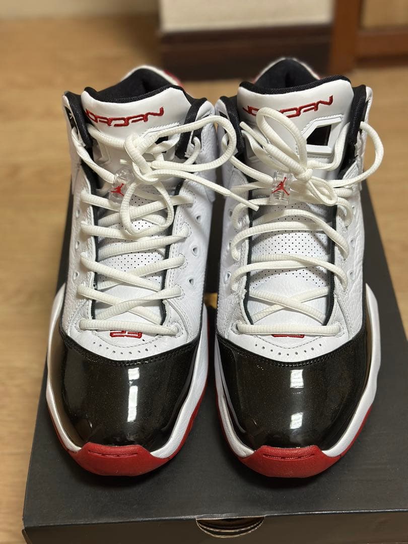 未使用ナイキ NIKE 27.5cm AirJordan B'LOYAL