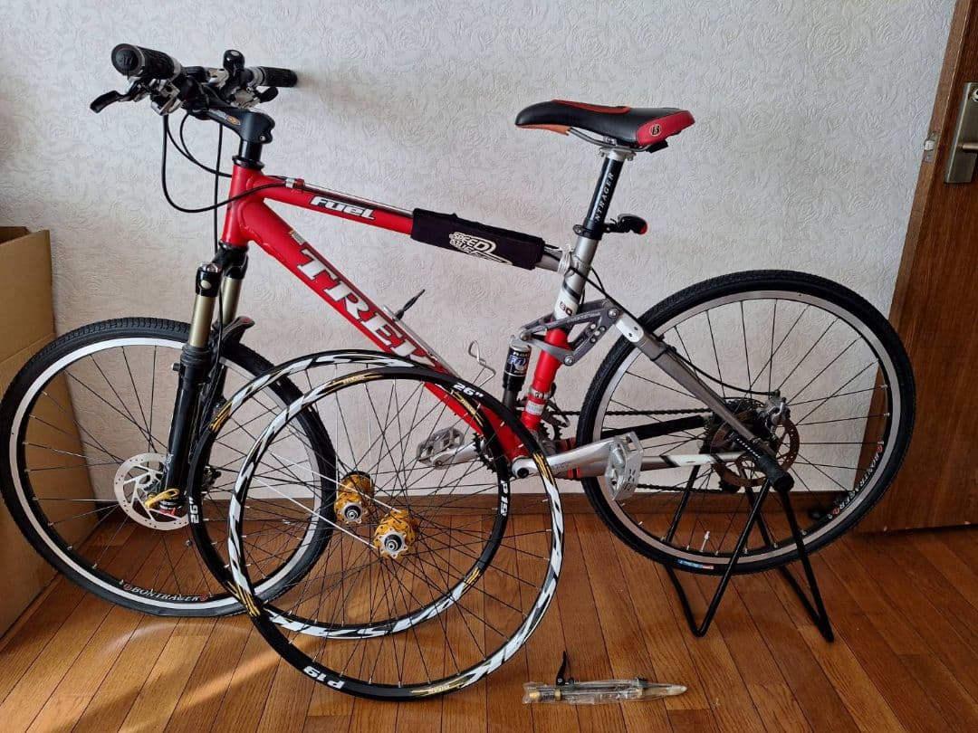 Trek Fuel 26インチオフロードバイク Review: The 2026 Trek Fuel EX Is Probably All the Bike You Need