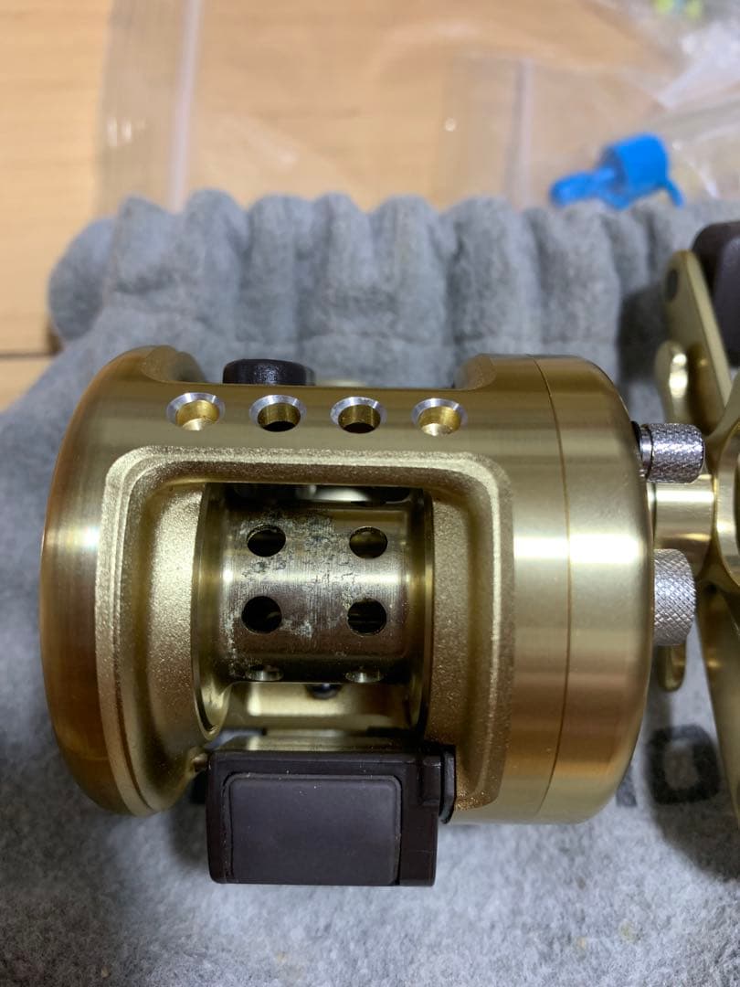 カルカッタ50XT美品 少々訳 箱つき コンクエスト