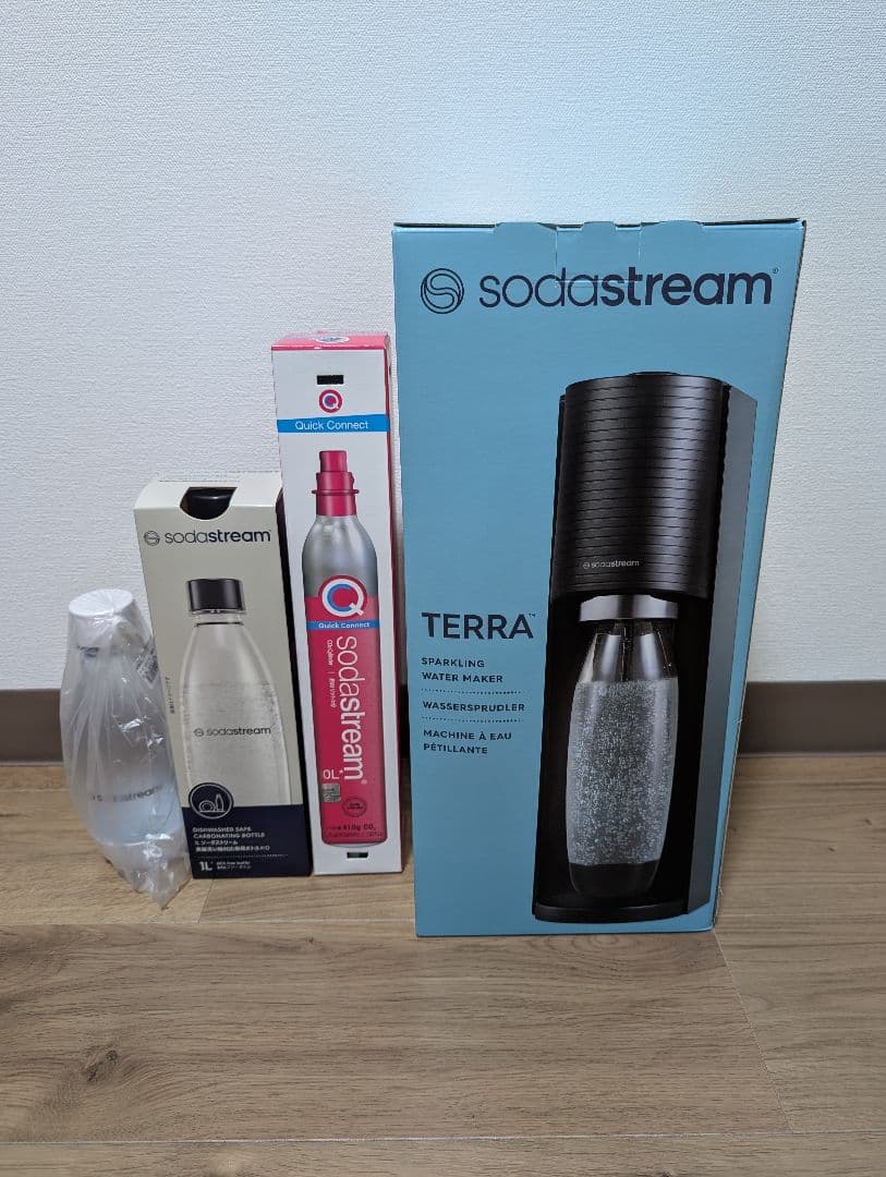 新品未使用 sodastream ソーダストリーム 特別パッケージ sodastream（ソーダストリーム） SPIRIT(スピリット) 特別パッケージ