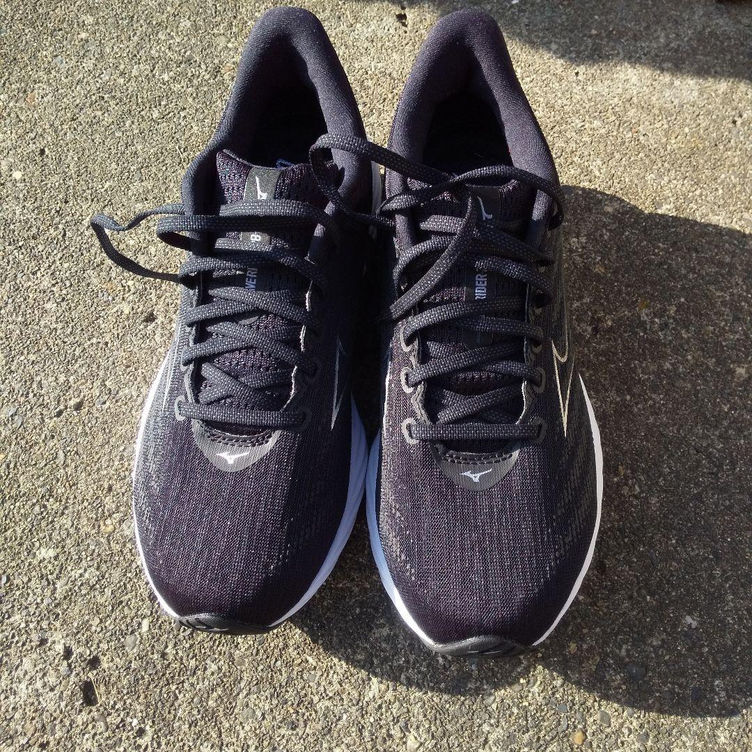 ウエーブライダー28 レビュー】Mizuno ウエーブライダー28：安定性とフィット感がさらに