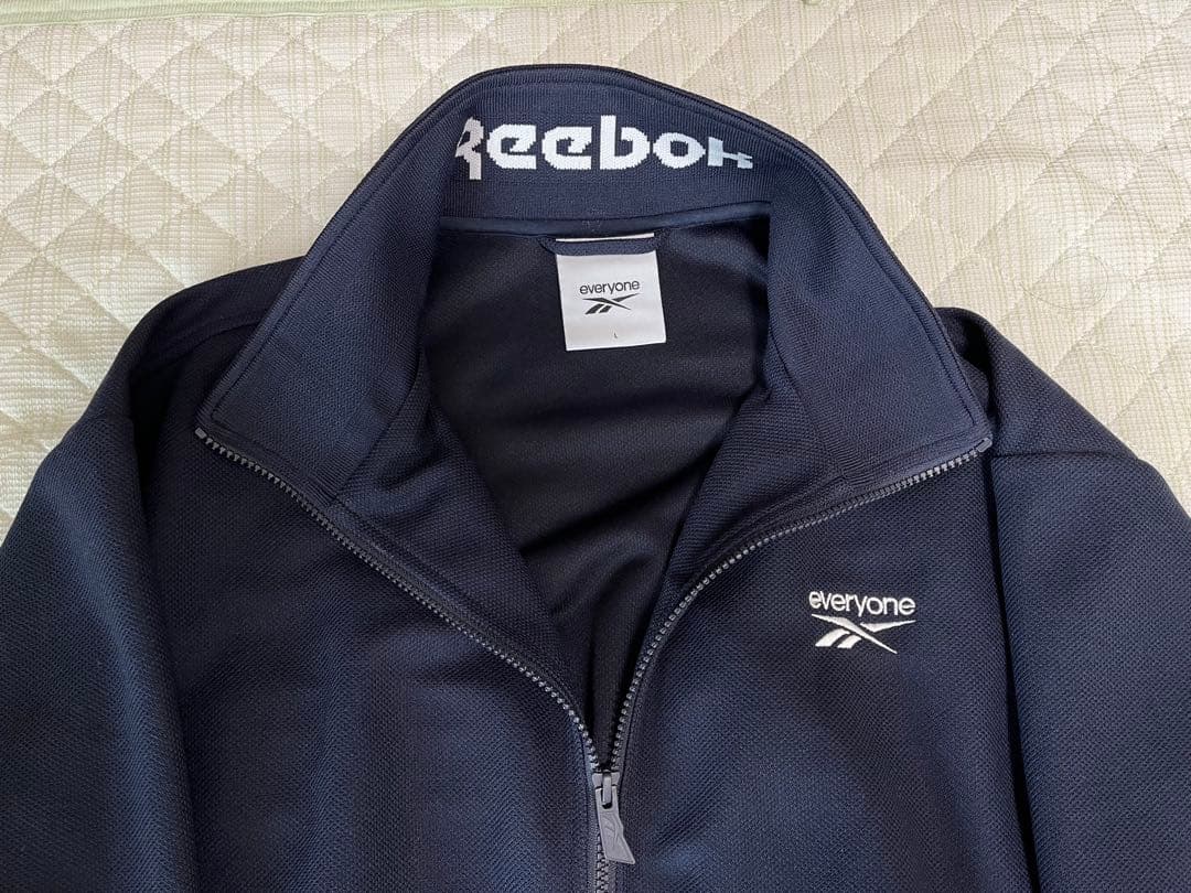REEBOK everyone CLASSIC TRACK SETUP - メルカリ