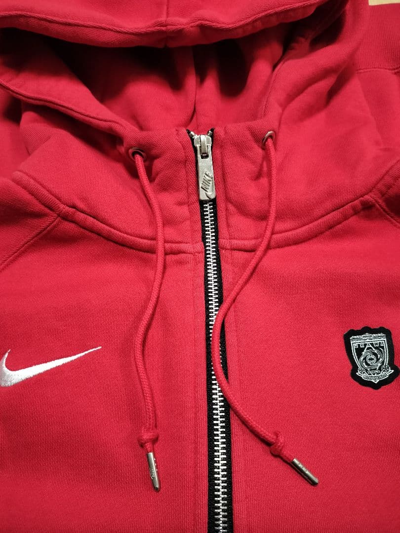 新品未使用 NIKE 浦和レッズエンブレム パーカー L B品 - メルカリ