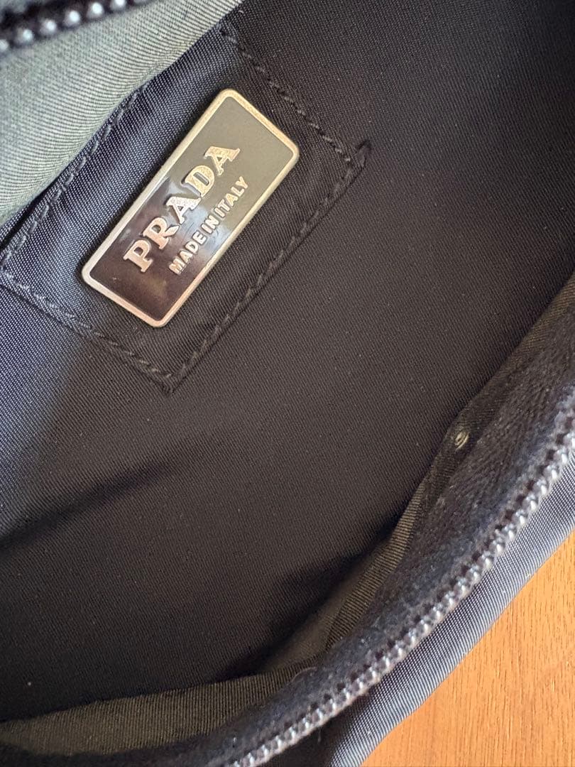 28taさん専用【美品】プラダ ボディバッグ ショルダーバッグ 三角ロゴ