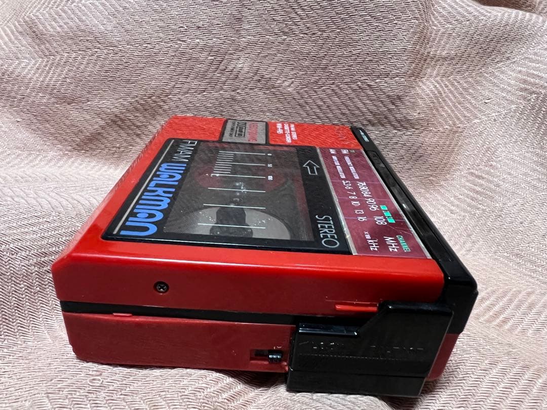 SONY FM/AM ステレオ カセット ウォークマン WM-F65 - メルカリ