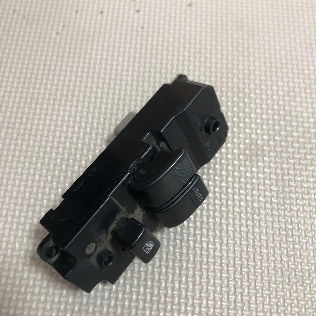 マツダ タイタン ダッシュ パワーウィンドウスイッチ 右 マツダ