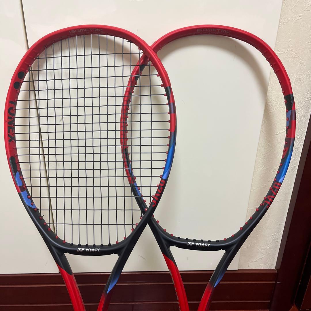 ヨネックス　vcore98 2023 2本セット ヨネックス ブイコア98(2023)をインプレ/評価。歴代モデルとは大きく
