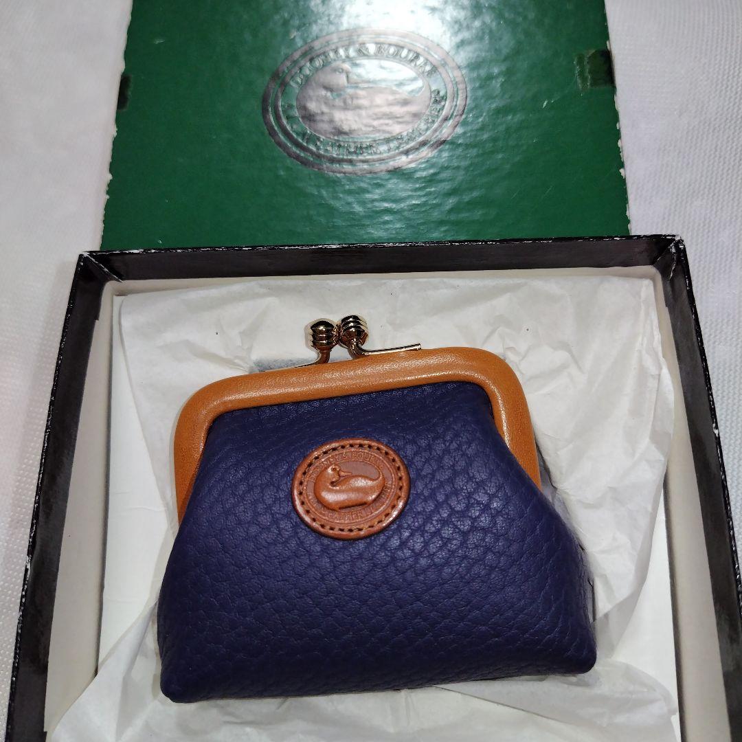 新品未使用☆ドゥーニーアンドバーグ　がま口財布、小物入れ　紺色　革製 送料無料 小さい財布 ミニマム 革巻き がま口 国産 シュリンクスムース