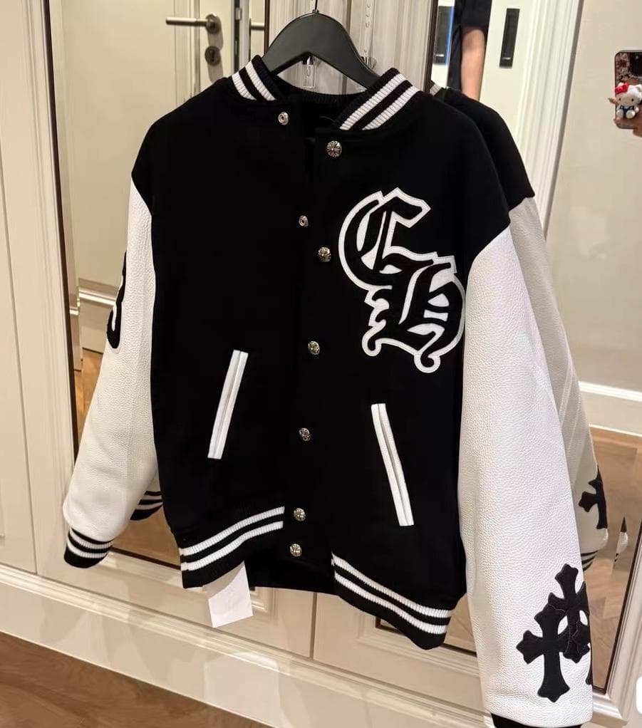 Chrome Hearts スタジャン ブラック・ホワイト CHROME HEARTS スーパーコピー スタジャン シンプルモノトーン