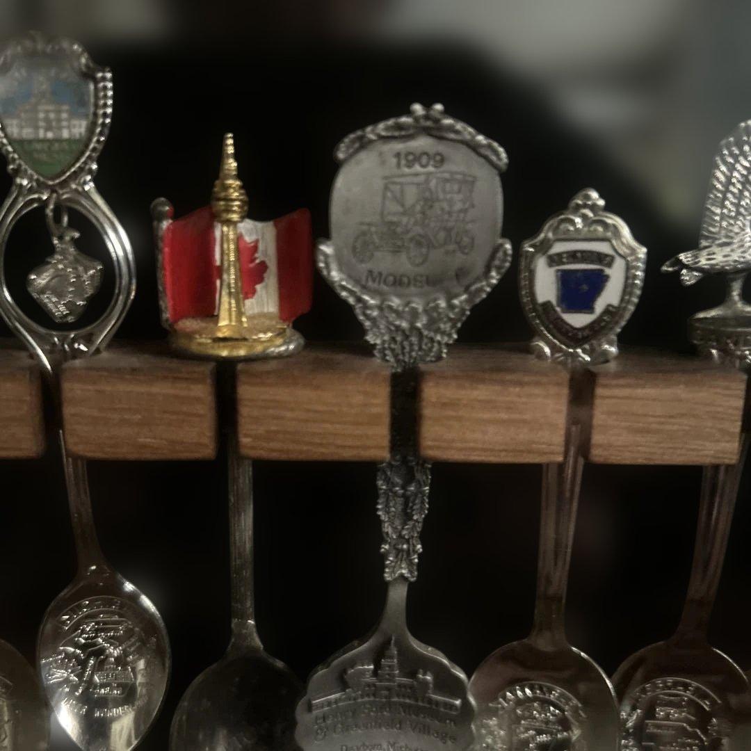 スーベニアスプーンコレクション 木製フレーム付き 値下げしました