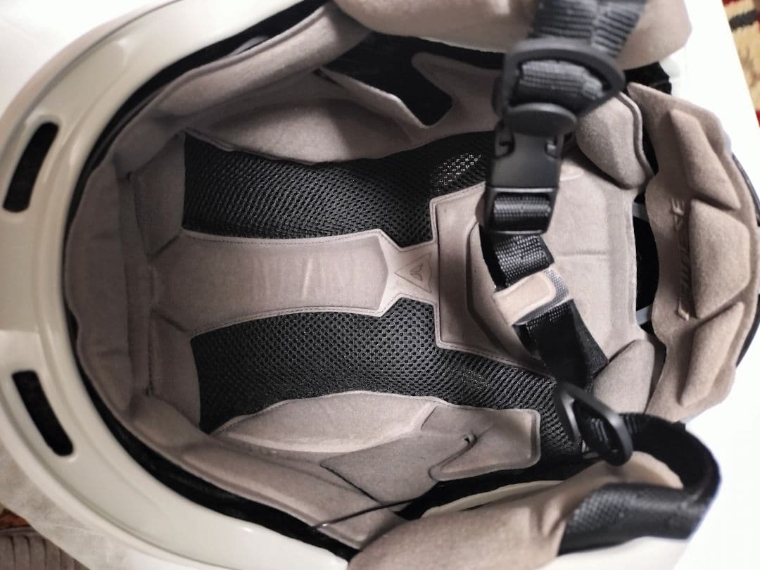 売切り値下げ Dainese AGV グレー ヘルメット AGV www.consterior.com