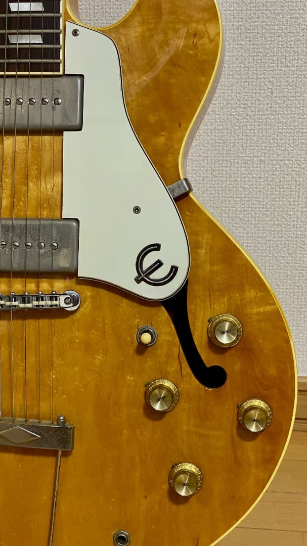 Epiphone Casino エピフォン カジノ 極上バーズアイ オレンジ - メルカリ