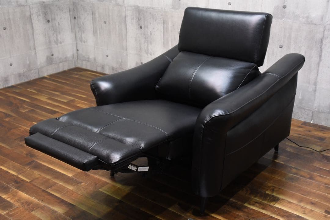 DCC22 極美品 YAMADA×IDC大塚家具 最上位モデル 1人用電動ソファ