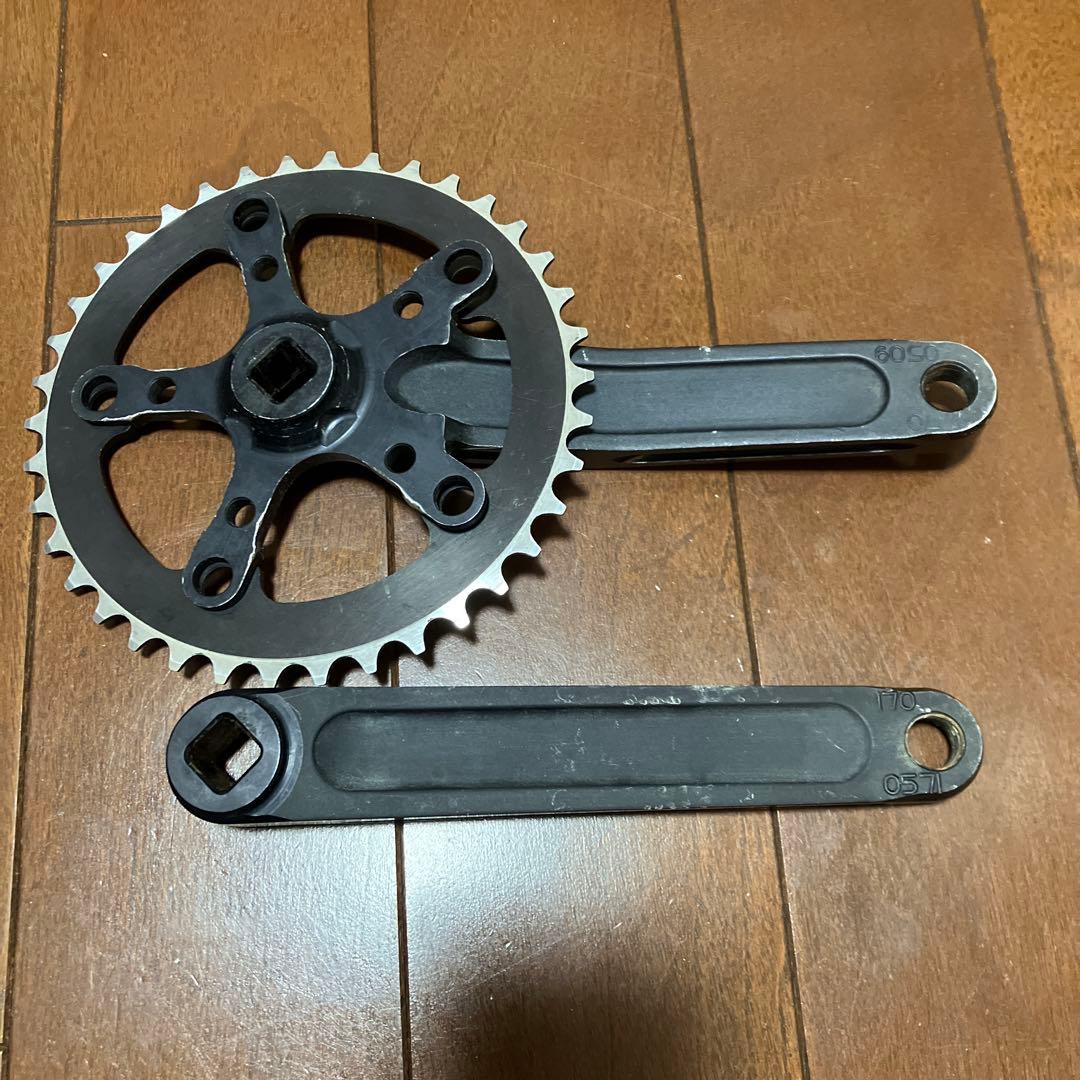 RACE FACE FORGED クランクセット 38tチェーンリング付き L1
