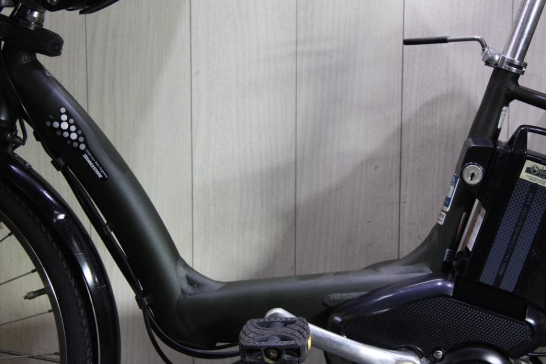 ブリヂストンA26L85 アンジェリーノe 22-26型 8.7AH