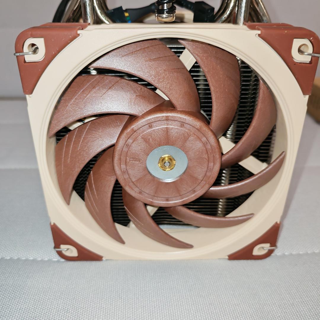 Noctua NH-U12A NA-HC8 セット CPUクーラー オマケ付
