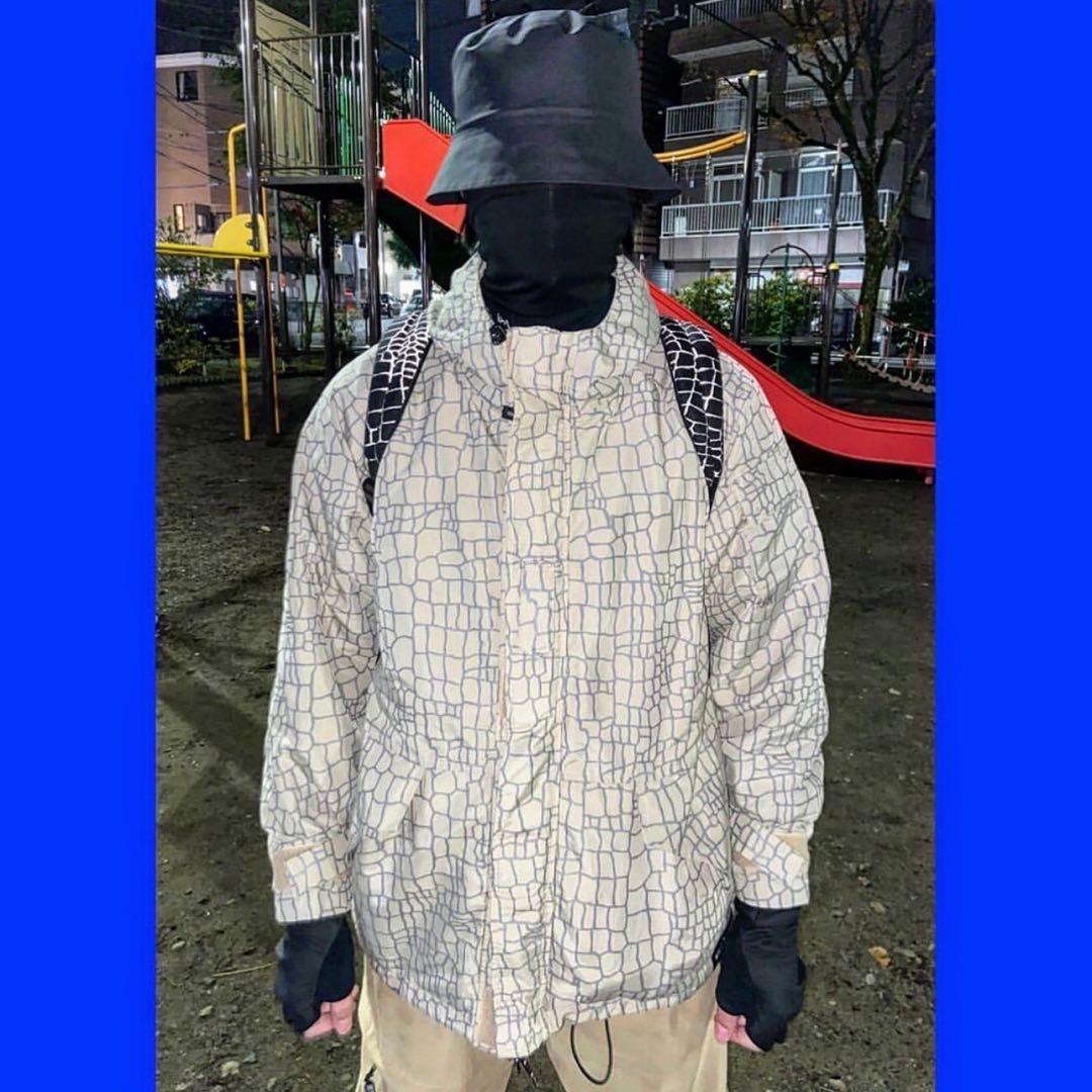 希少 90s wild things スパイダーウェブ マウンテンパーカー - メルカリ