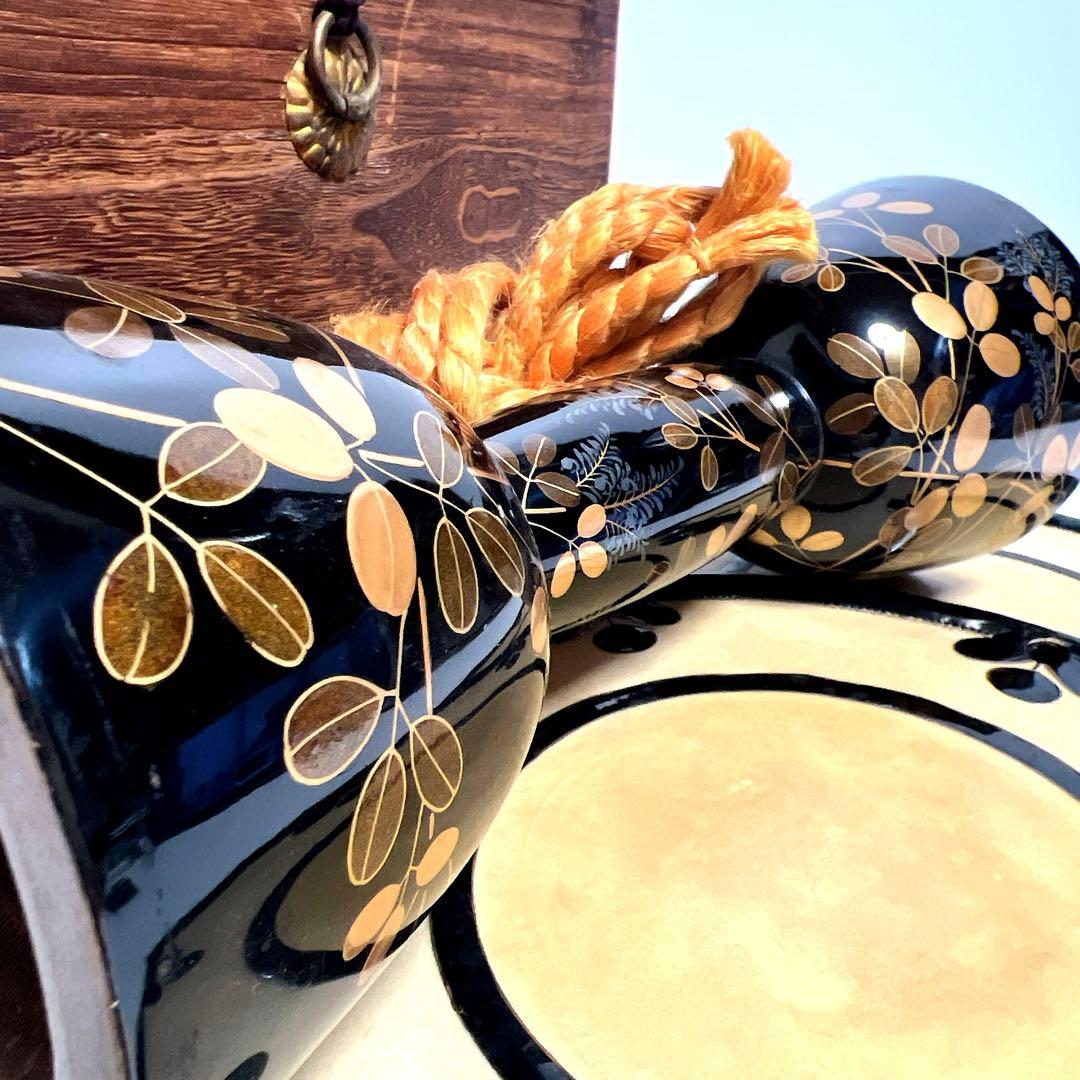 【良品】鼓　蒔絵　小鼓　胴　和楽器　漆塗り　伝統芸能　能 歌舞伎　金彩 良品】鼓 蒔絵 小鼓 胴 和楽器 漆塗り 伝統芸能 能 歌舞伎 金彩