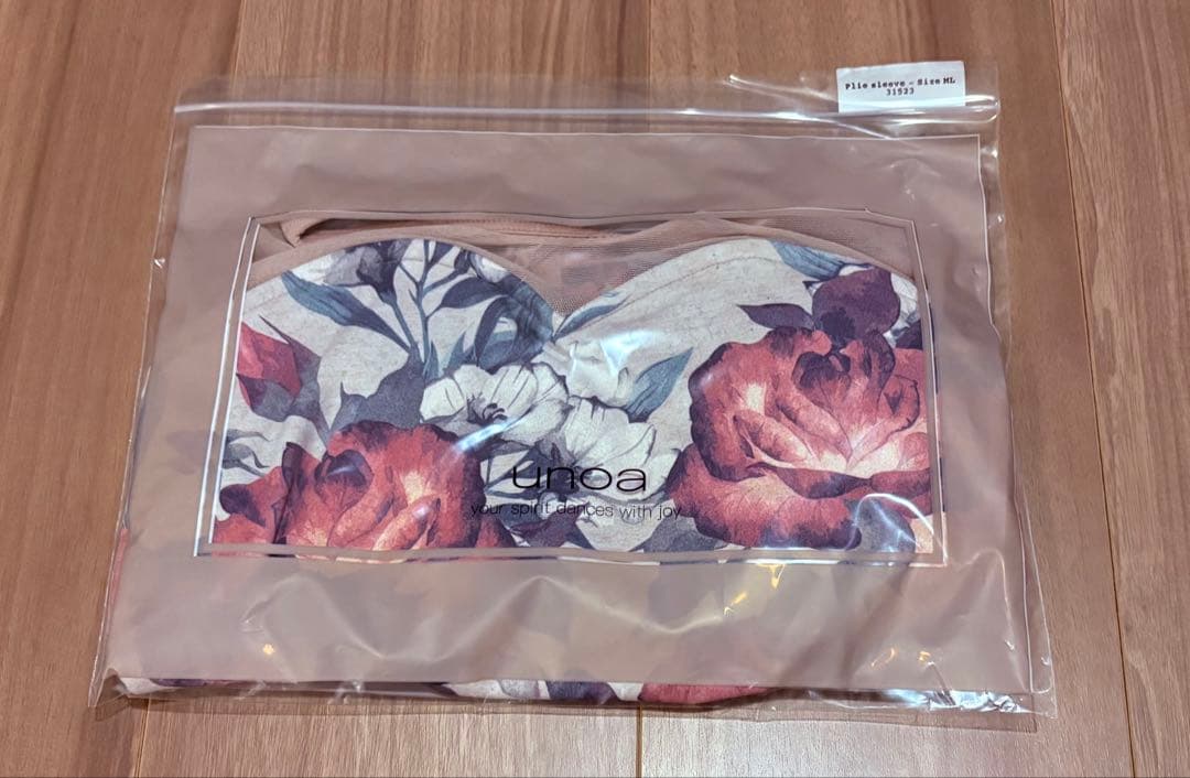 【新品】ウノア レオタード MLサイズ