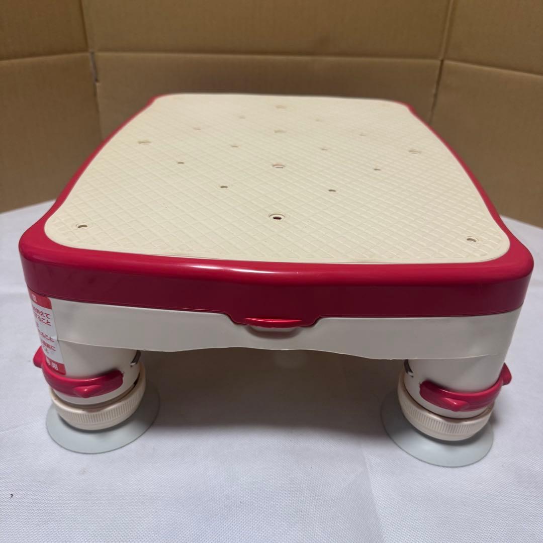 M8881 未使用 安寿 浴槽台R 幅42×奥行32×高さ15〜22.5cm