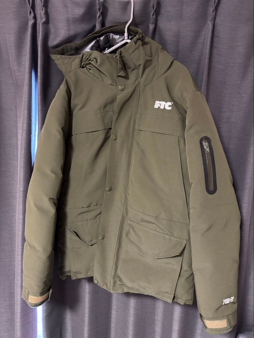 FTC フード付きダウンジャケット オリーブ 中古・古着通販】FTC (エフティーシー) ダウンジャケット オリーブ