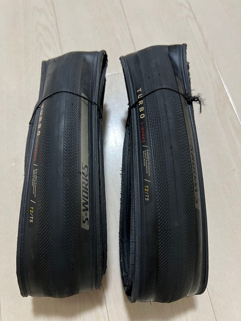 Bontrager R4 タイヤ 700x25C 2本セットの通販｜www.myxop.com