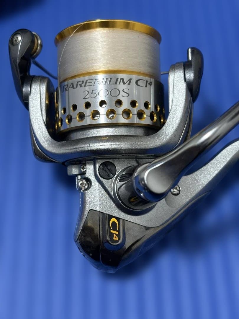 シマノ RARENIUMレアニウムCI4 2500S　替えスプール付き シマノ(SHIMANO) 12レアニウムCI4+ 2500S サステイン[SUSTAIN] | 激安
