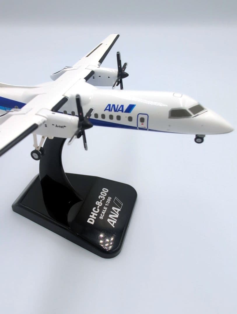 美品♪ANA 全日空商事｜DHC-8-300BOMBARDEIR ボンバルディア