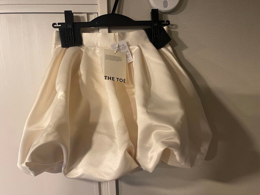 THE TOE Venice balloon skirt アイボリー/Sサイズ Venice Balloon Skirt – THE TOÉ