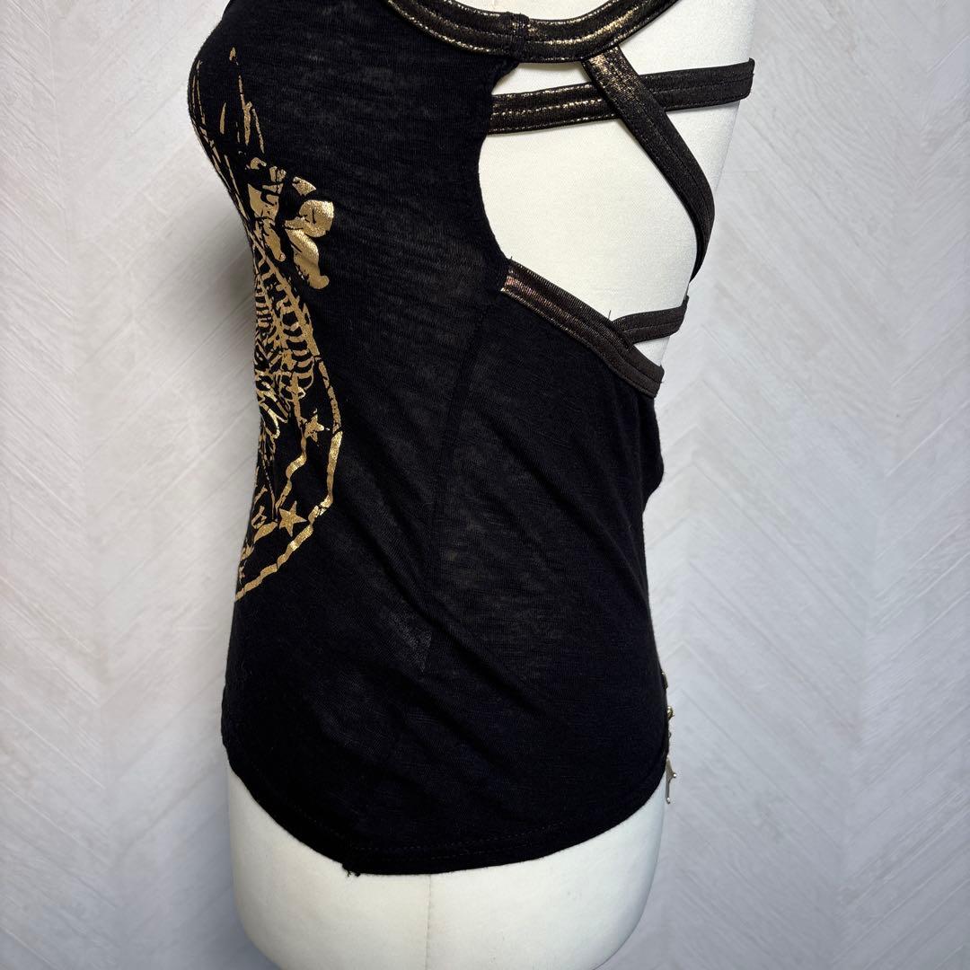 d.i.a. 平成ギャルy2k バックオープン箔押しプリント羽　タンクトップ