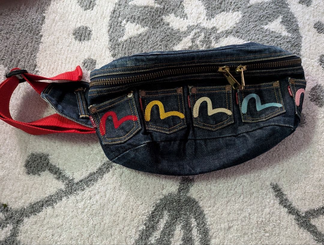 えびす EVISU ボディーバッグ ウエストバッグ かもめマーク総刺繍 超
