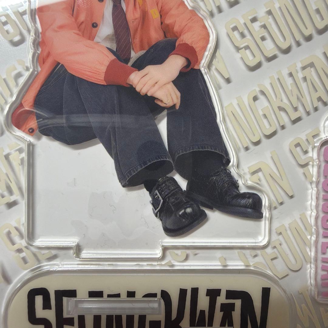 SEVENTEEN アクリルスタンド アクスタ holiday スングァン - メルカリ