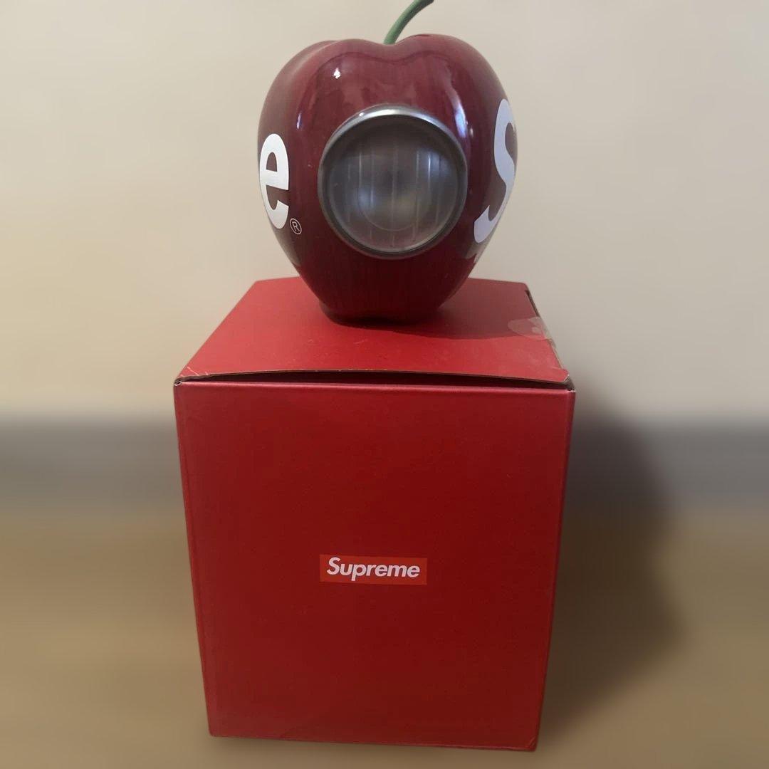 Supreme リンゴ型置物 箱付き Supreme リンゴ型置物 箱付き Supreme リンゴ型置物 箱付き