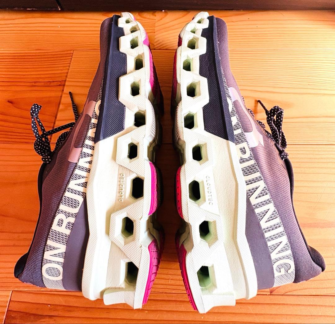 オン　クラウドモンスター2 26.5cm