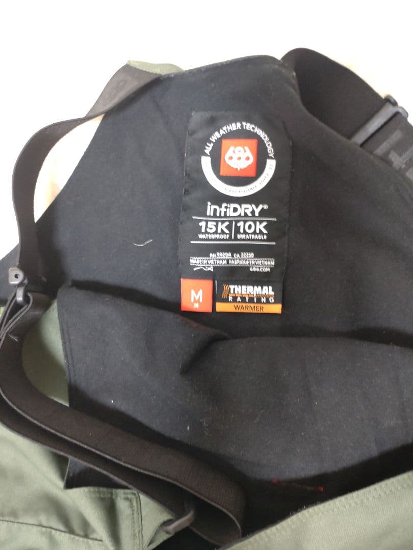 686 スノーボードウェア 上下 ビブパンツ おまけベストの通販はau PAY