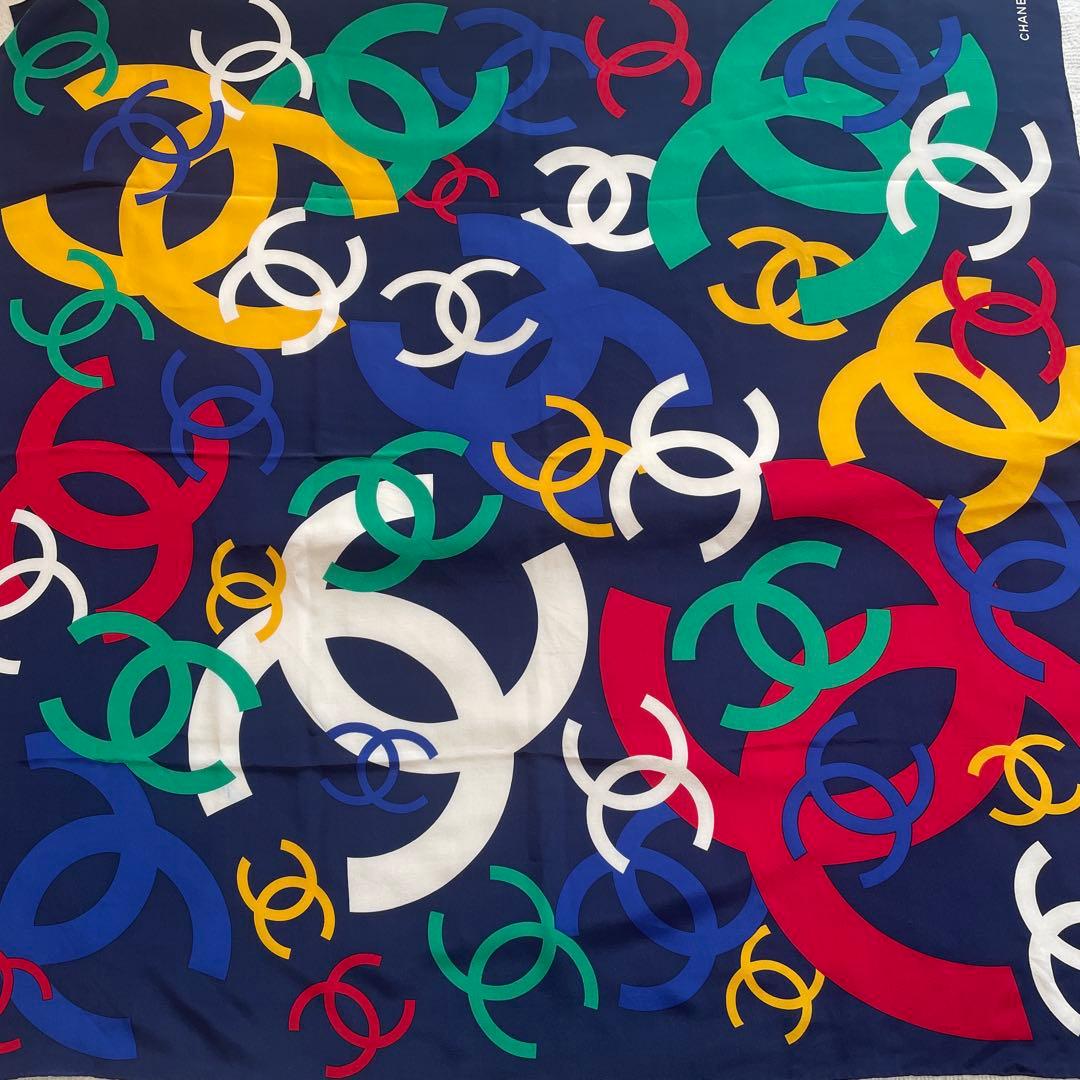 ヴィンテージ CHANELシャネルスカーフ　プロフィールご確認下さい CHANEL シャネル vintageスカーフ シルク100% | Re-Luxe