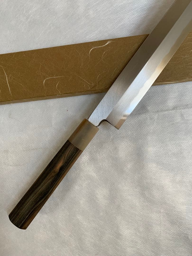堺打刃物】 刺身 柳刃 包丁 白ニ鋼 尺一寸 縞黒檀水牛角柄 - メルカリ